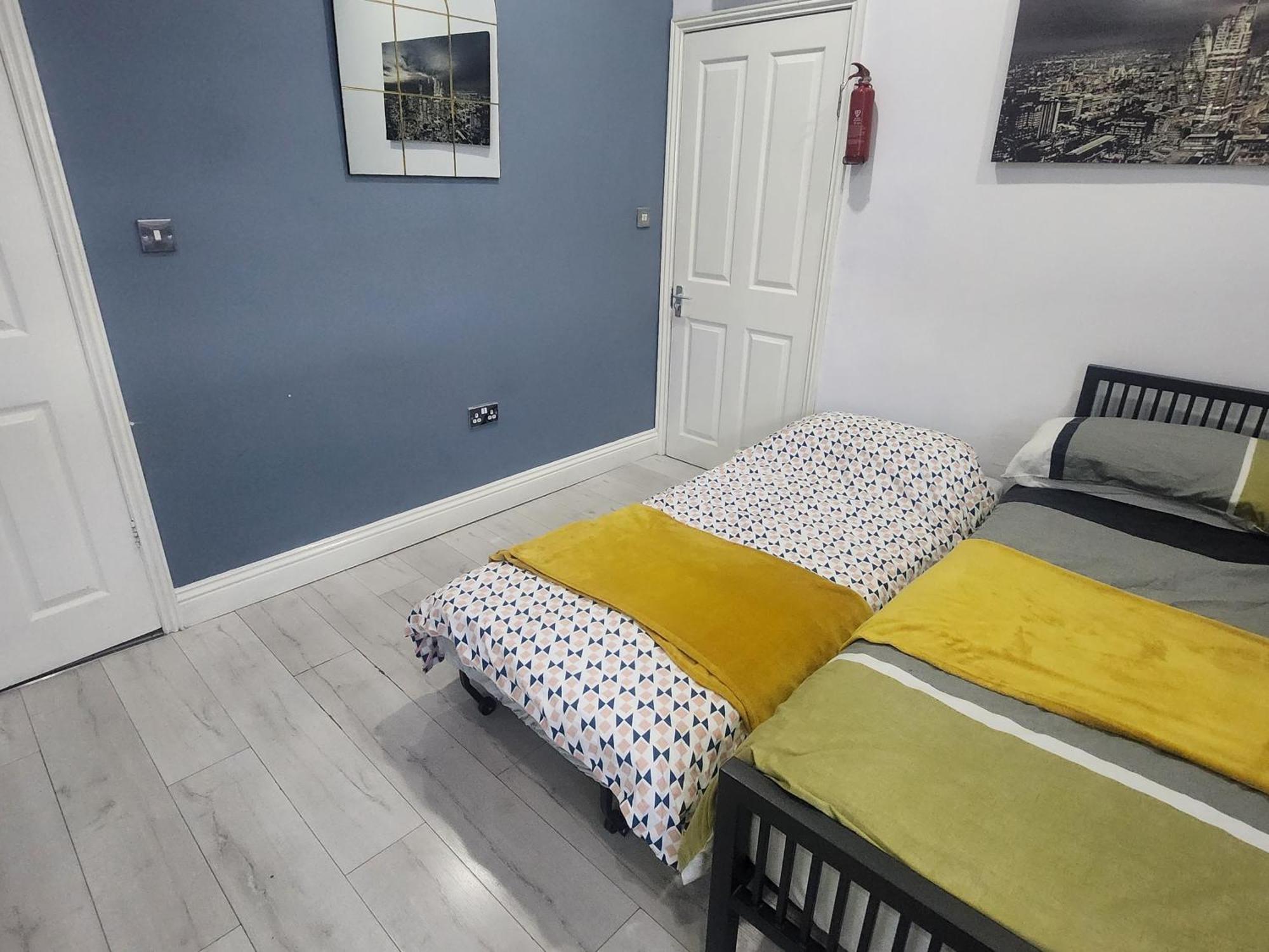 Dodi Aparts London, Near Stratford Close To Tube Station Londen