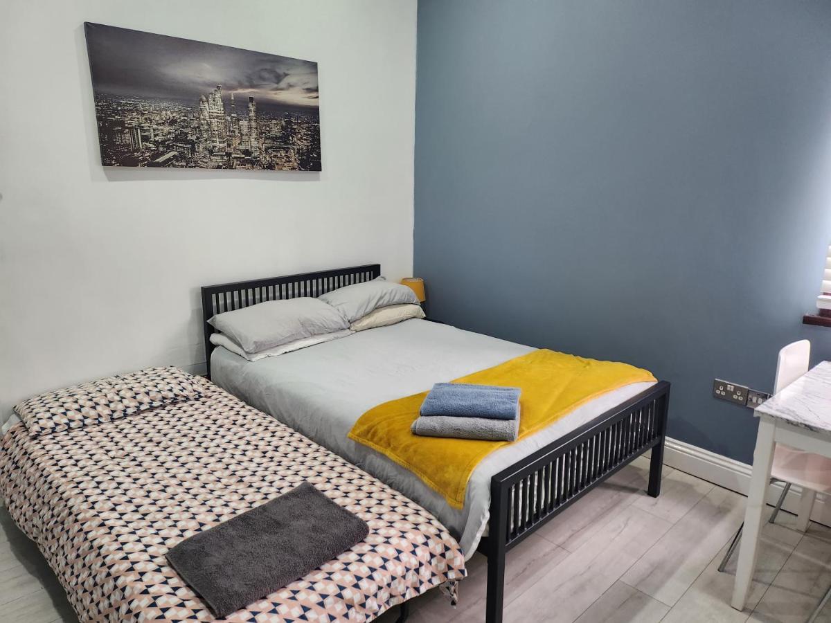 Dodi Aparts London, Near Stratford Close To Tube Station * London